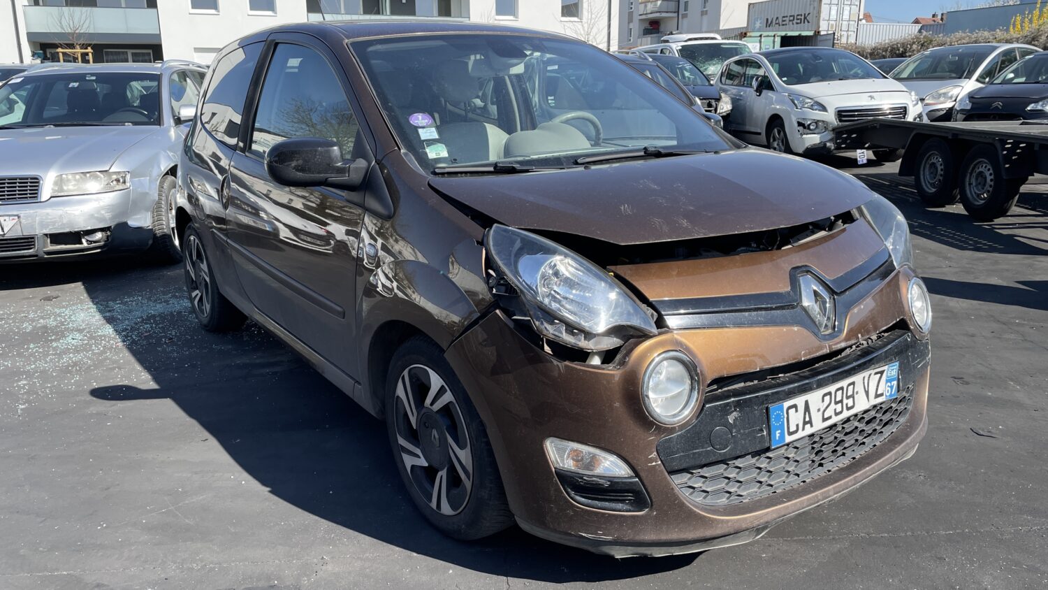 TWINGO 1.2 75