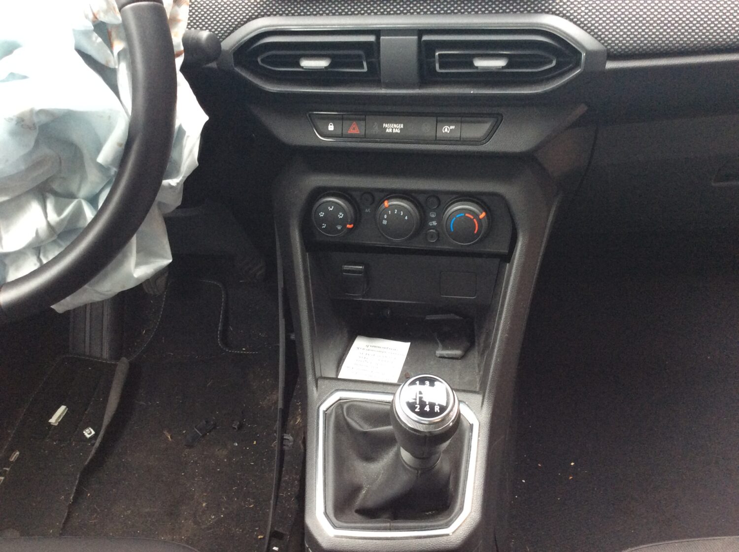SANDERO 3 1.0 i 65.