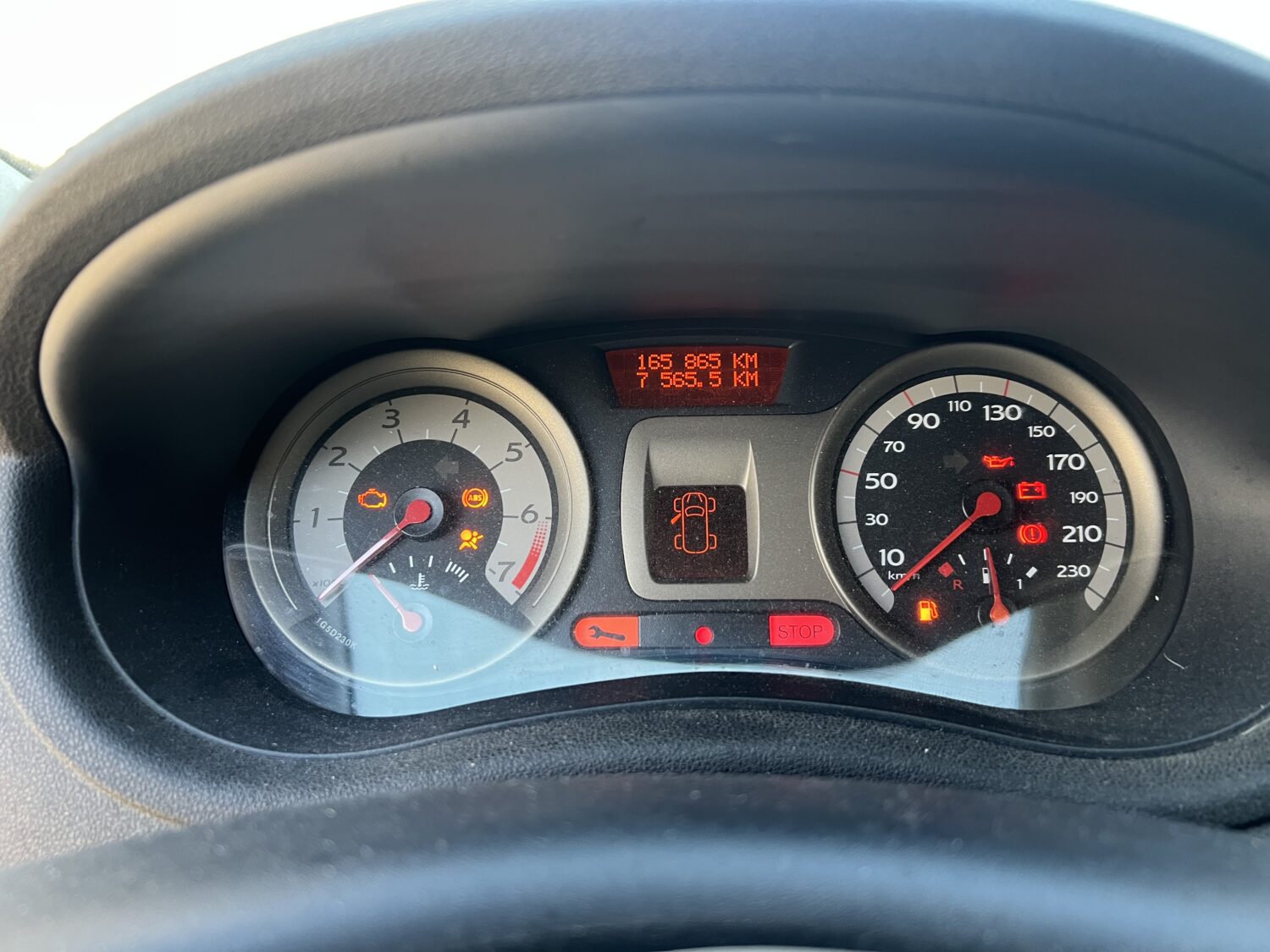 CLIO 3 1.4 i 16V 98.