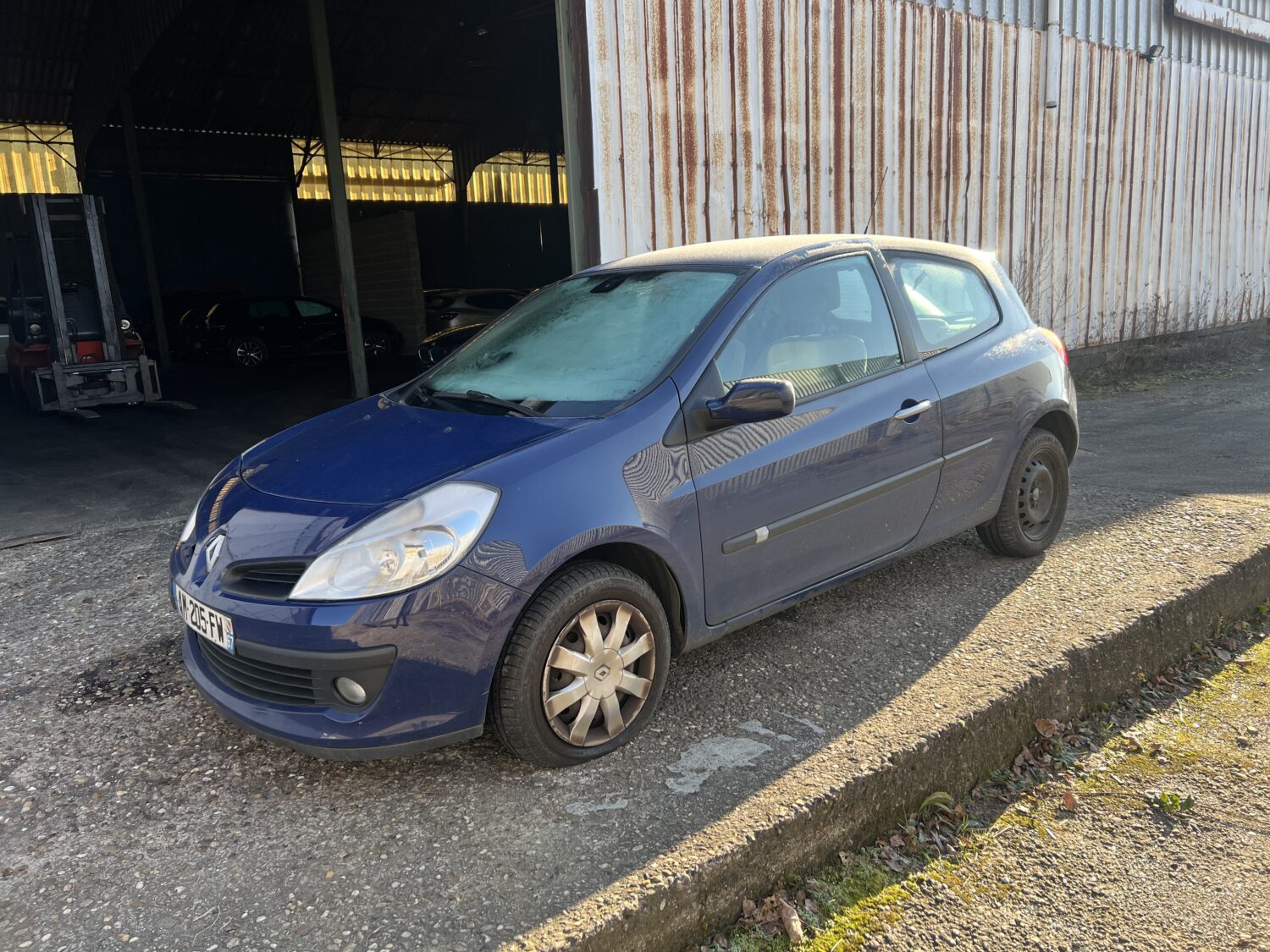 CLIO 3 1.4 i 16V 98.