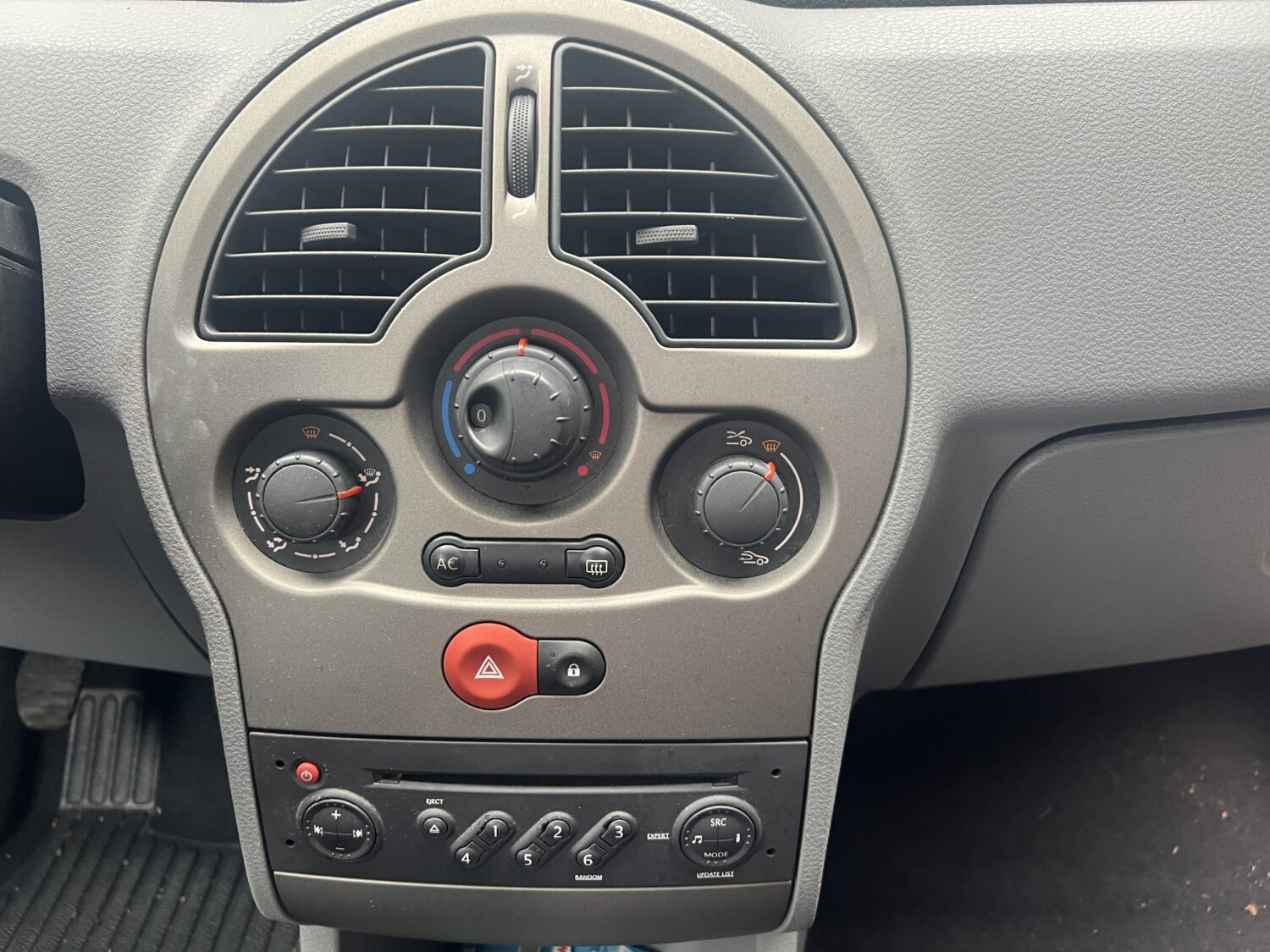MODUS 1.2 i 16V 75.