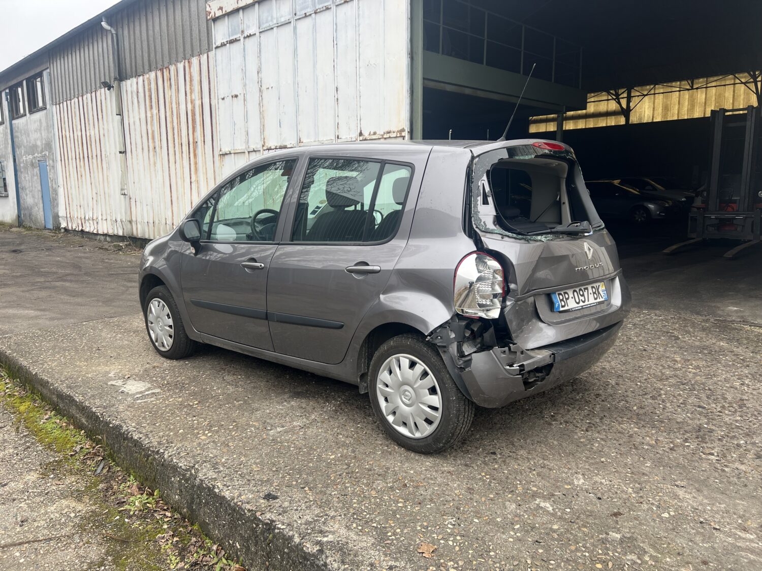 MODUS 1.2 i 16V 75.