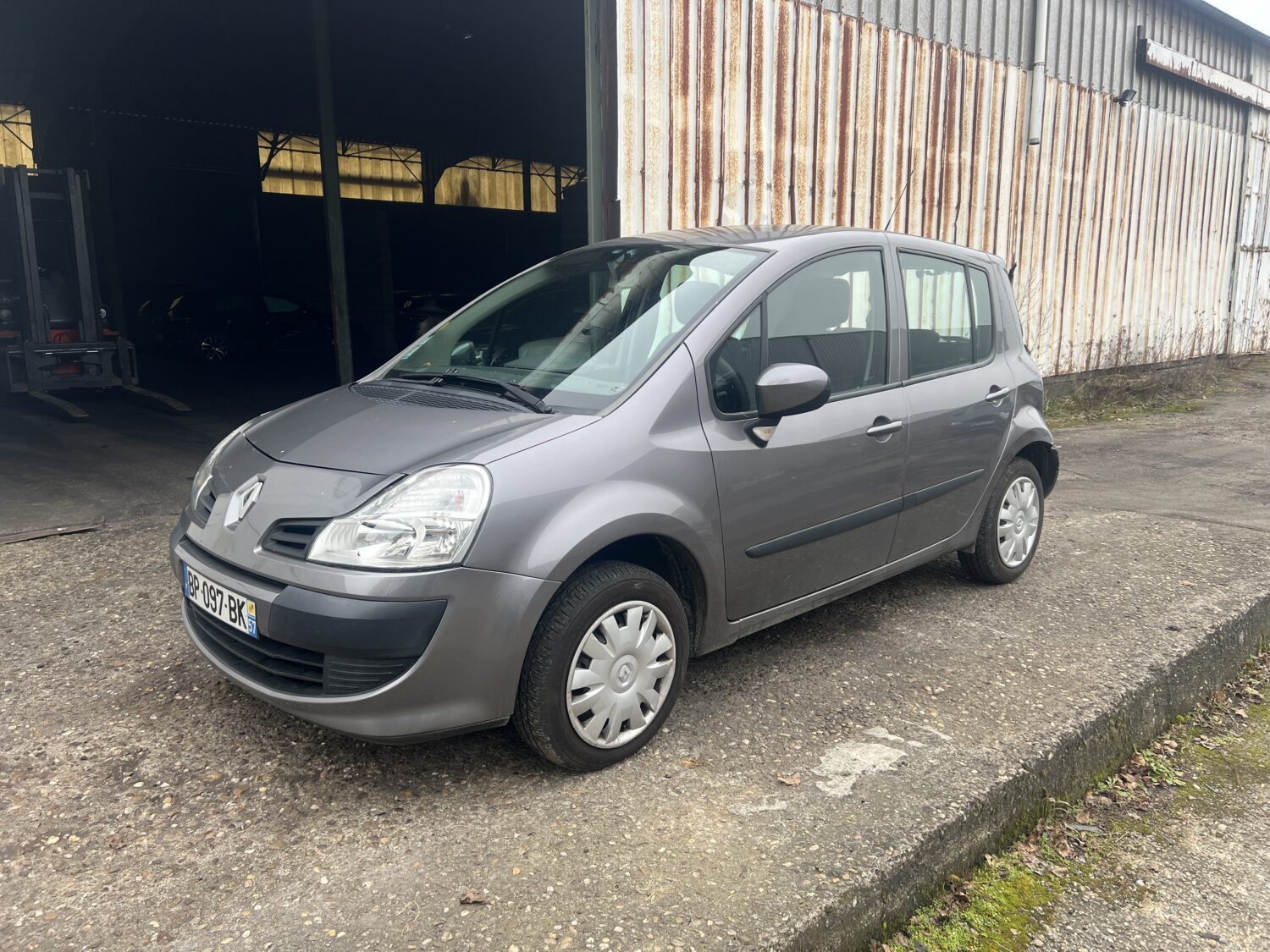 MODUS 1.2 i 16V 75.