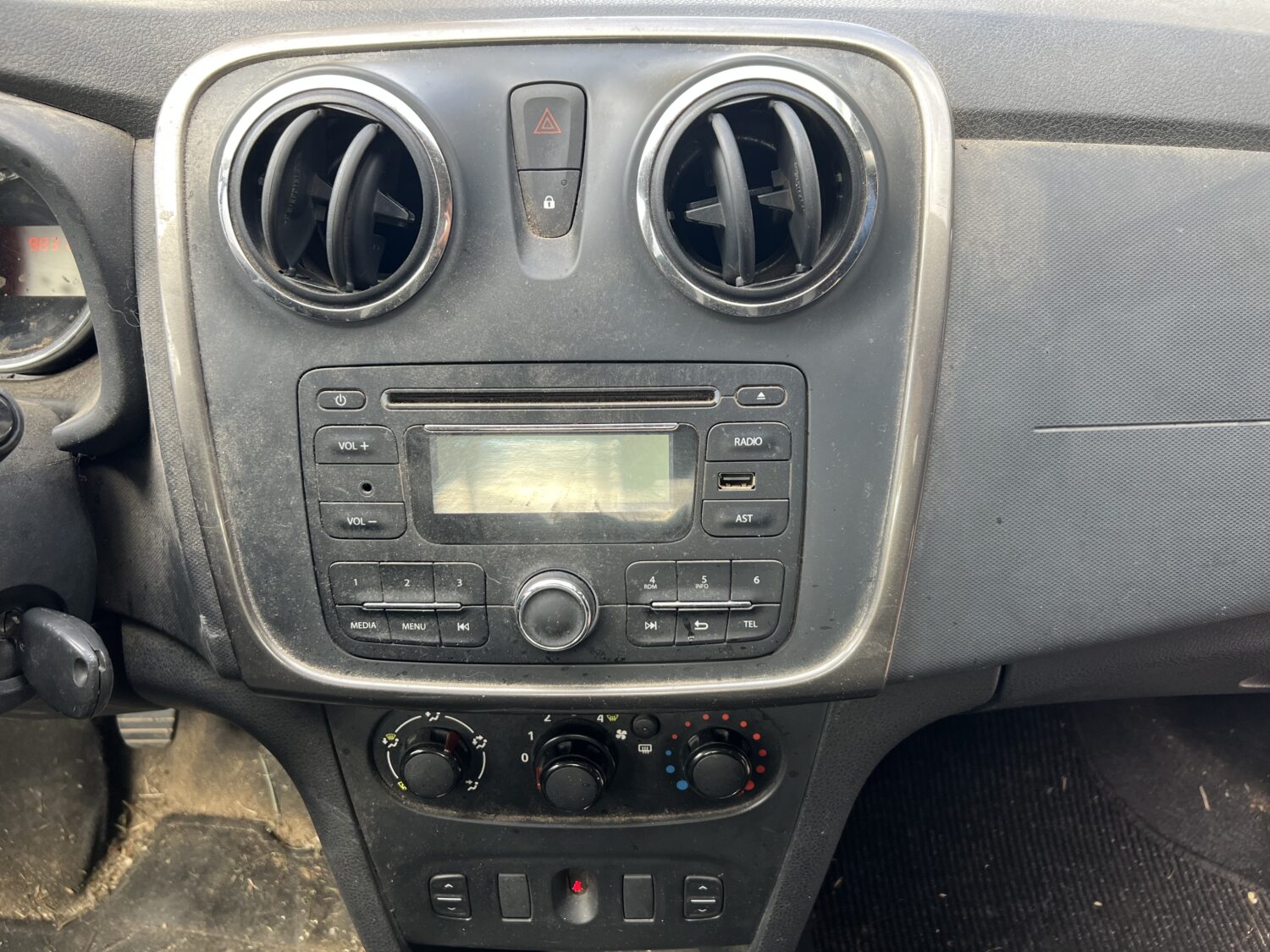 SANDERO  TCE 90  0.9 i 12V.