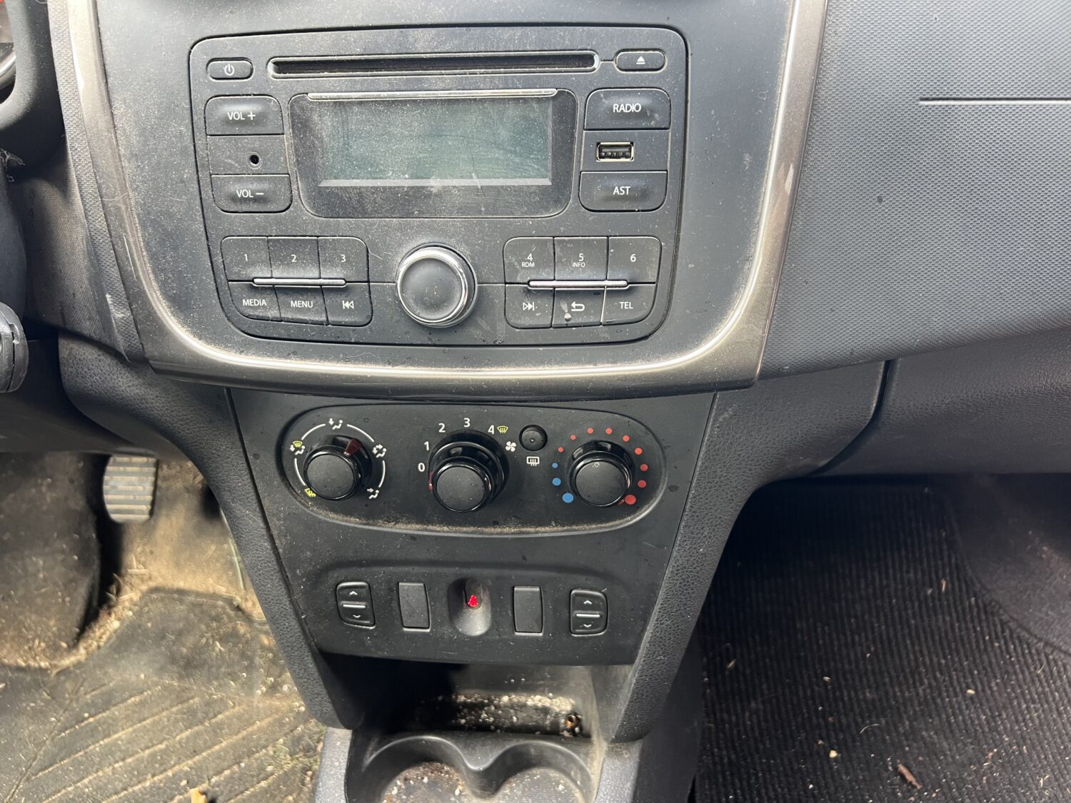 SANDERO  TCE 90  0.9 i 12V.