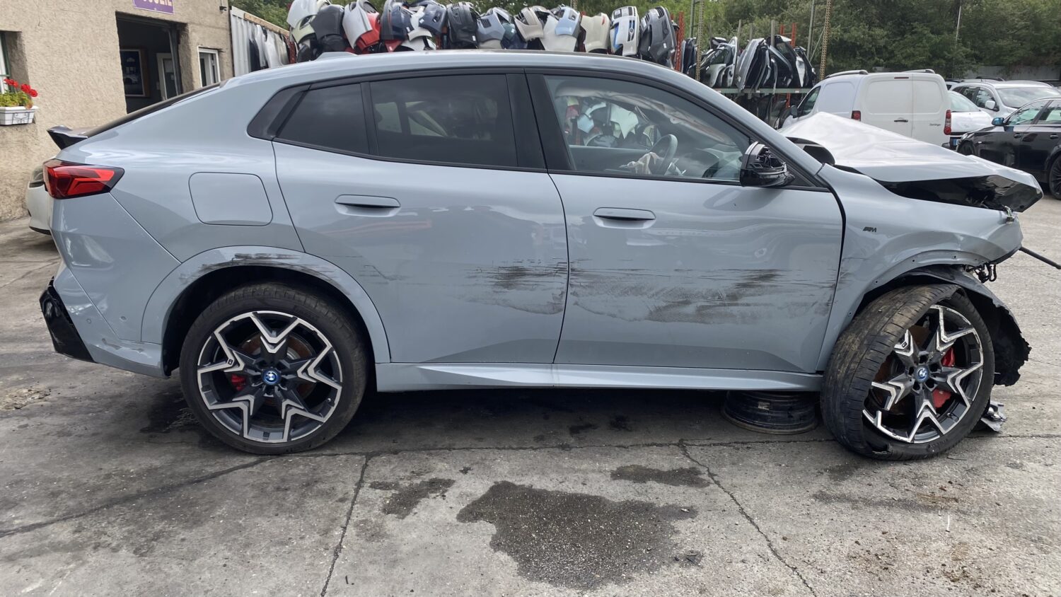 IX2 XDRIVE30 313
