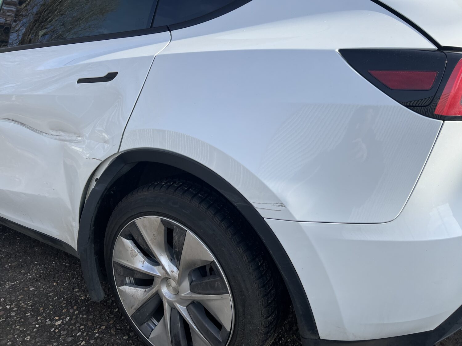 TESLA Y  ELECT. 4×4.