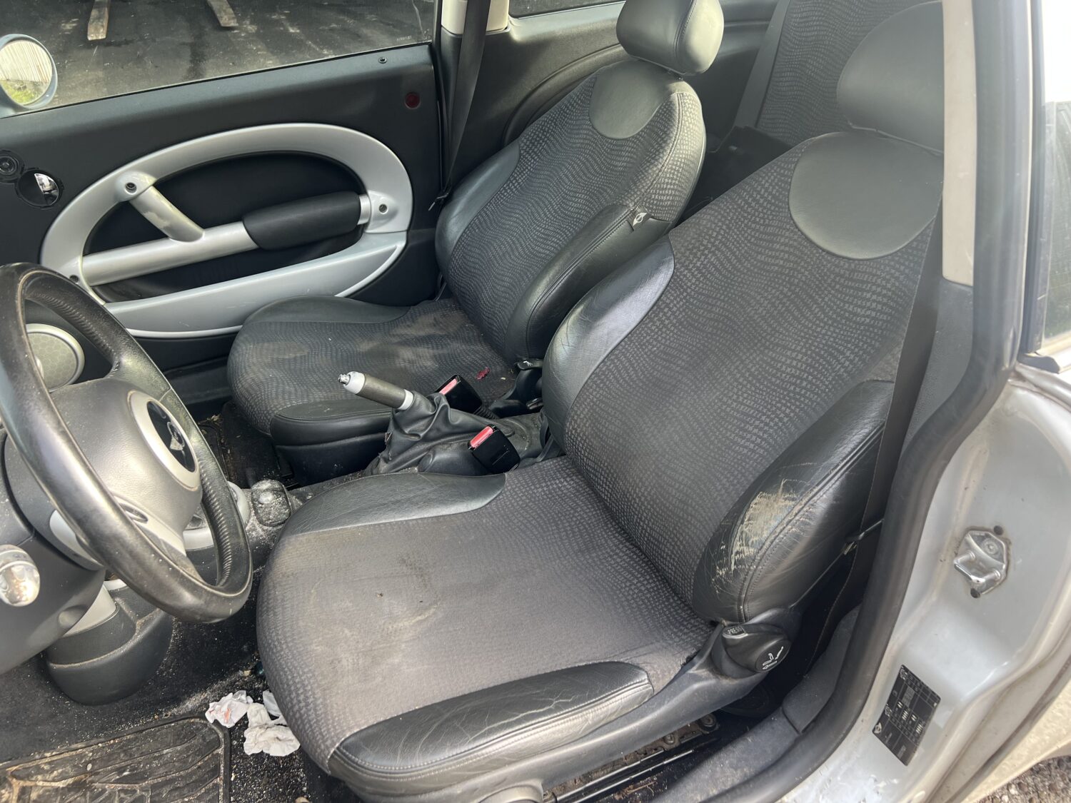 MINI COOPER  1.6 i 16V 116.