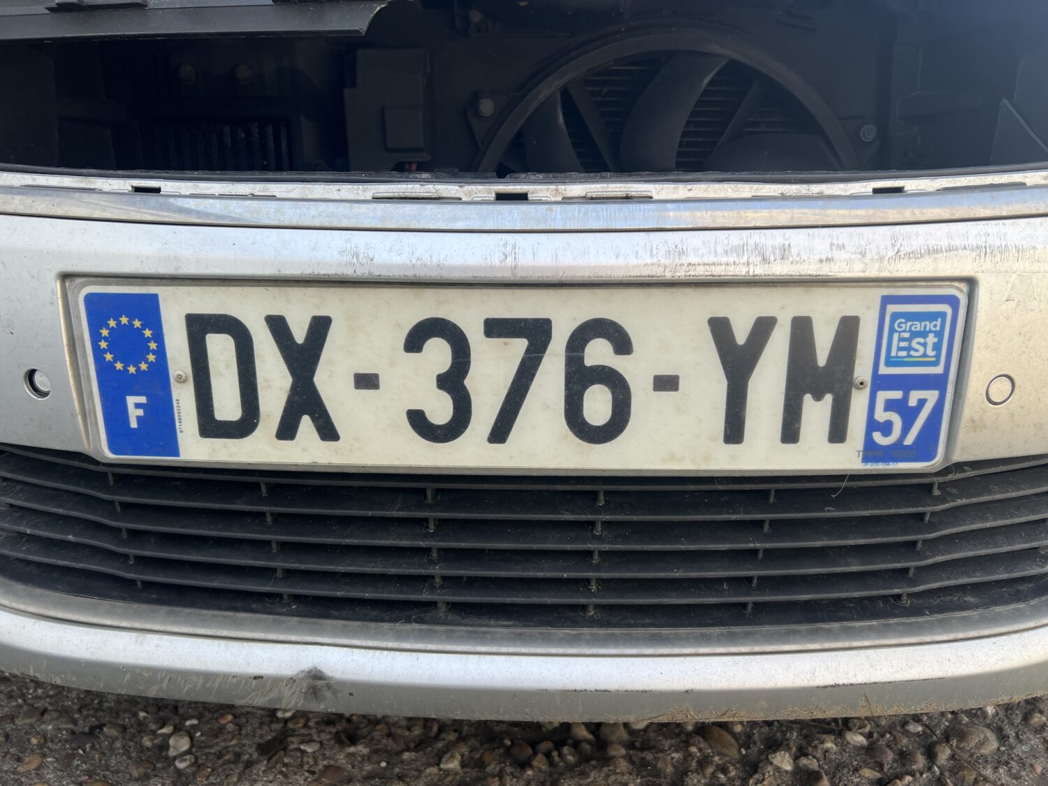 DS 5 1.6 BLUE HDI 120.
