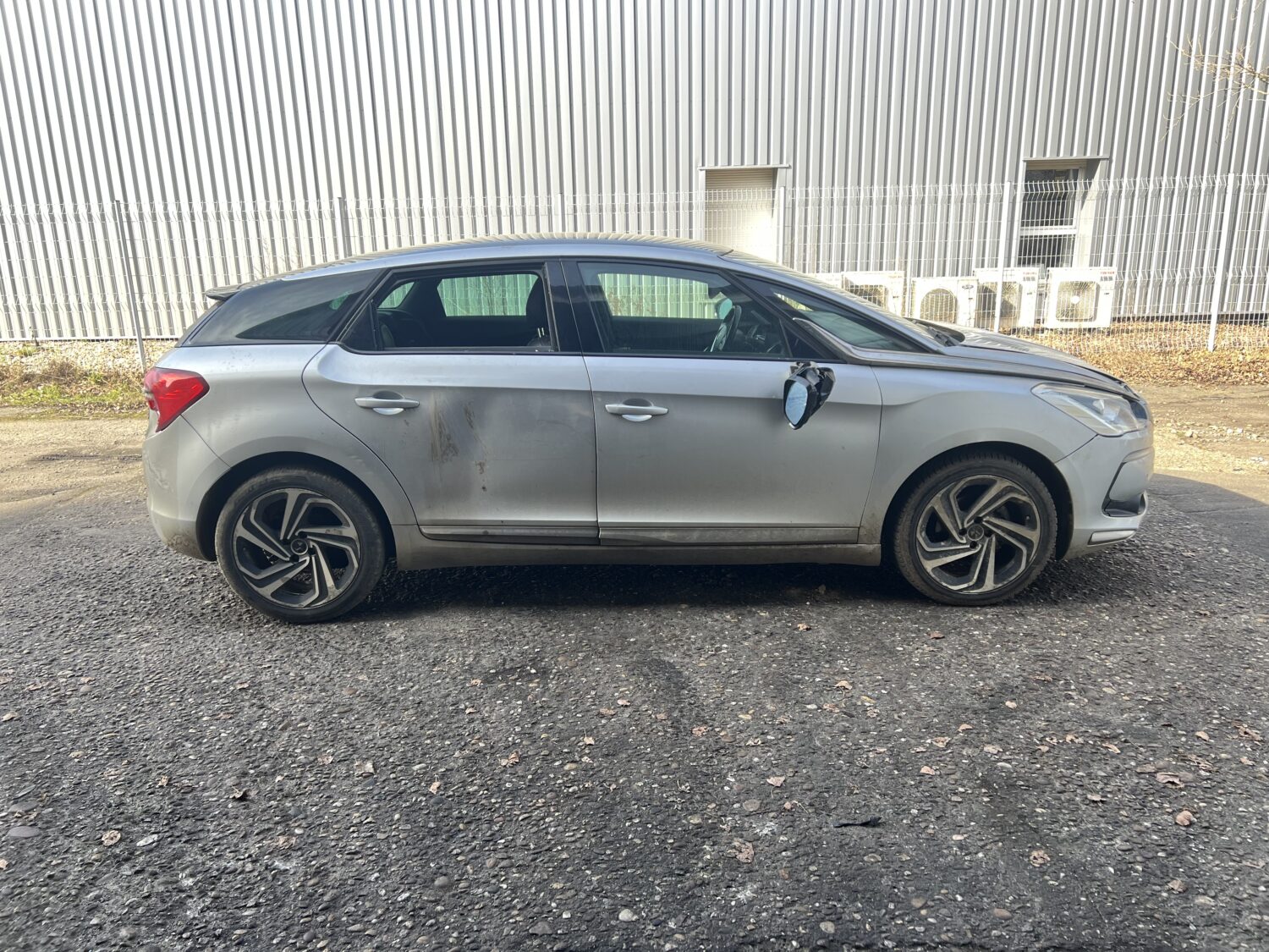 DS 5 1.6 BLUE HDI 120.