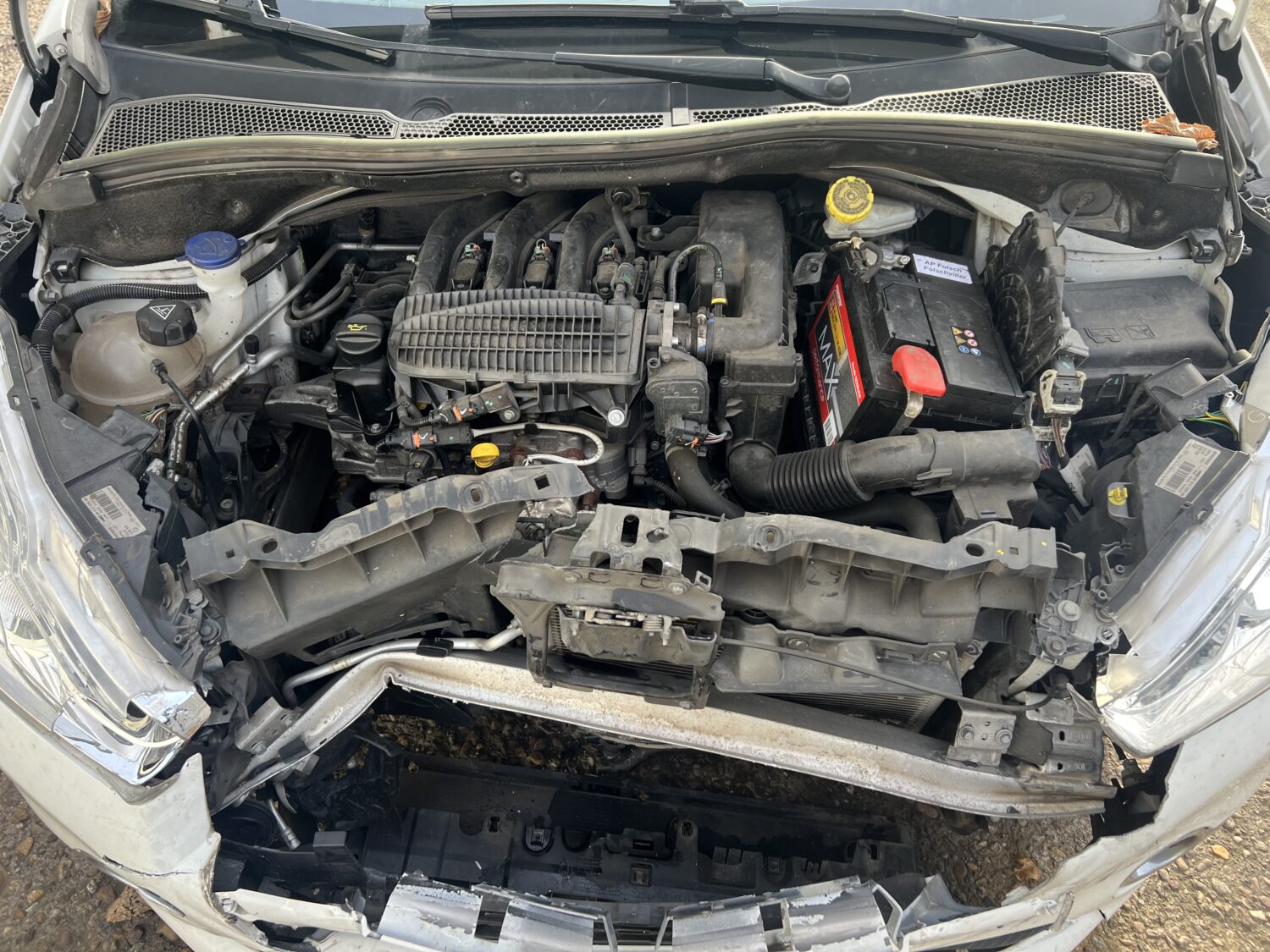 208  1.2 VTI 12V 82.