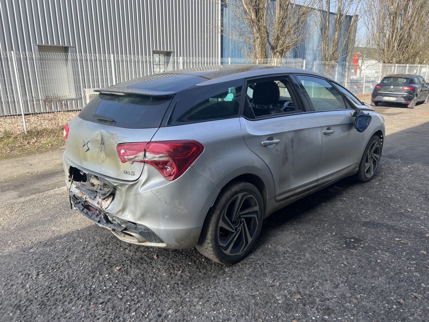 DS 5 1.6 BLUE HDI 120.