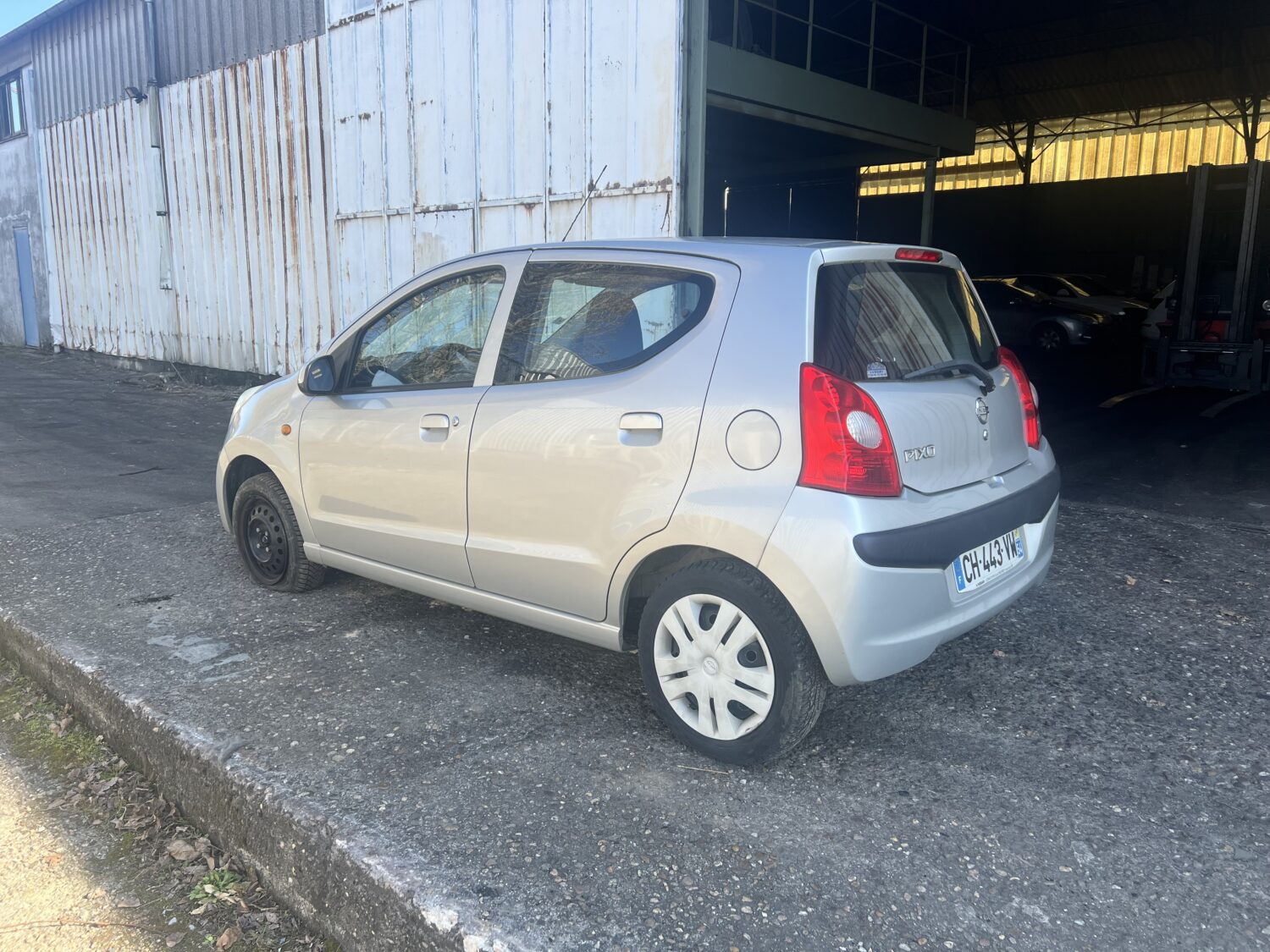 PIXO 1.0 i 12V 68.