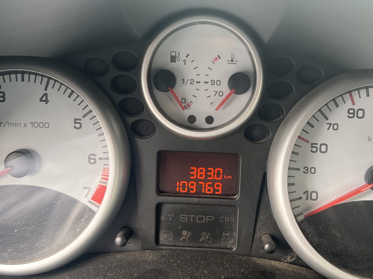 206 +  1.4 i 8V 75.