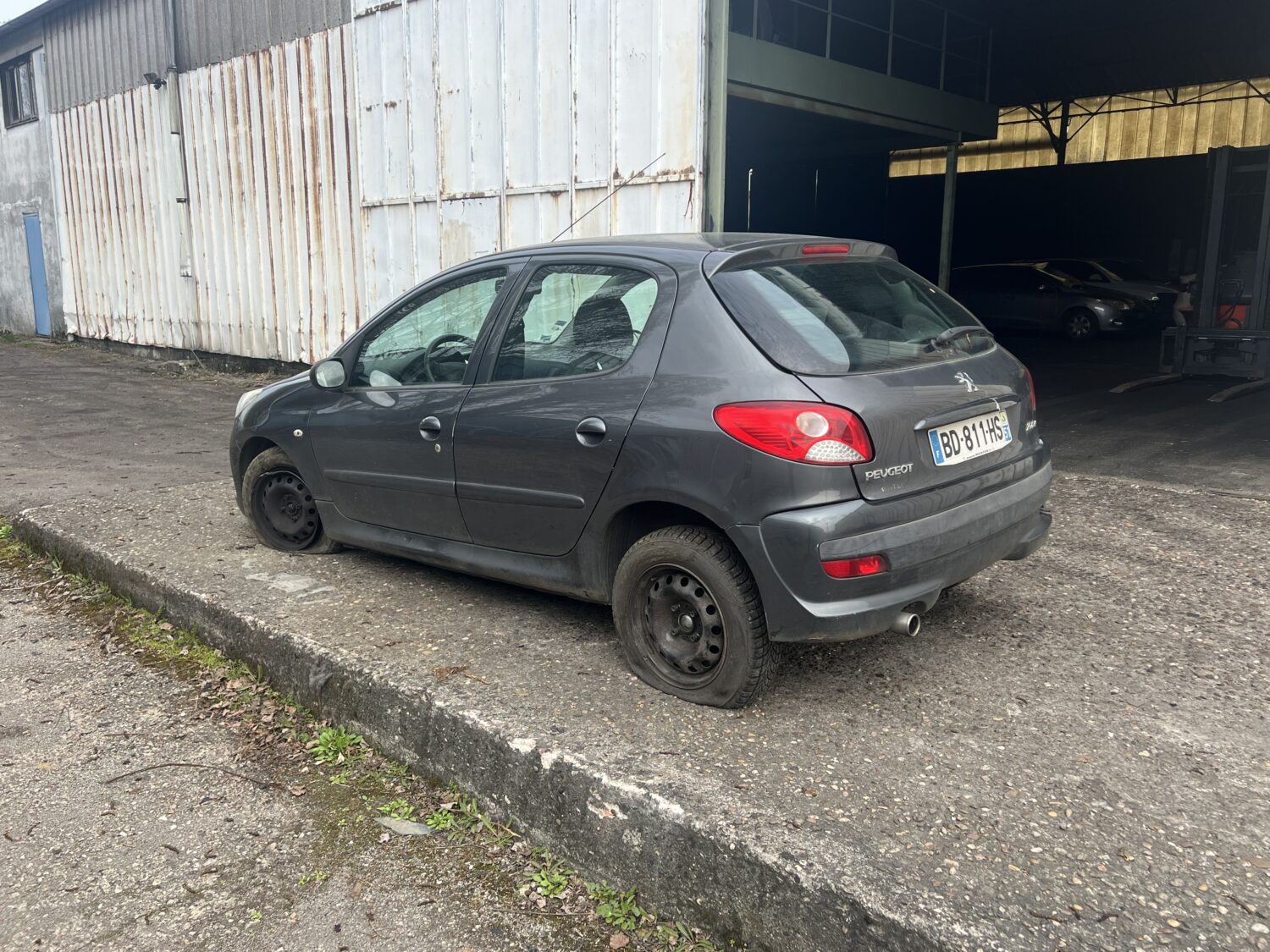 206 +  1.4 i 8V 75.