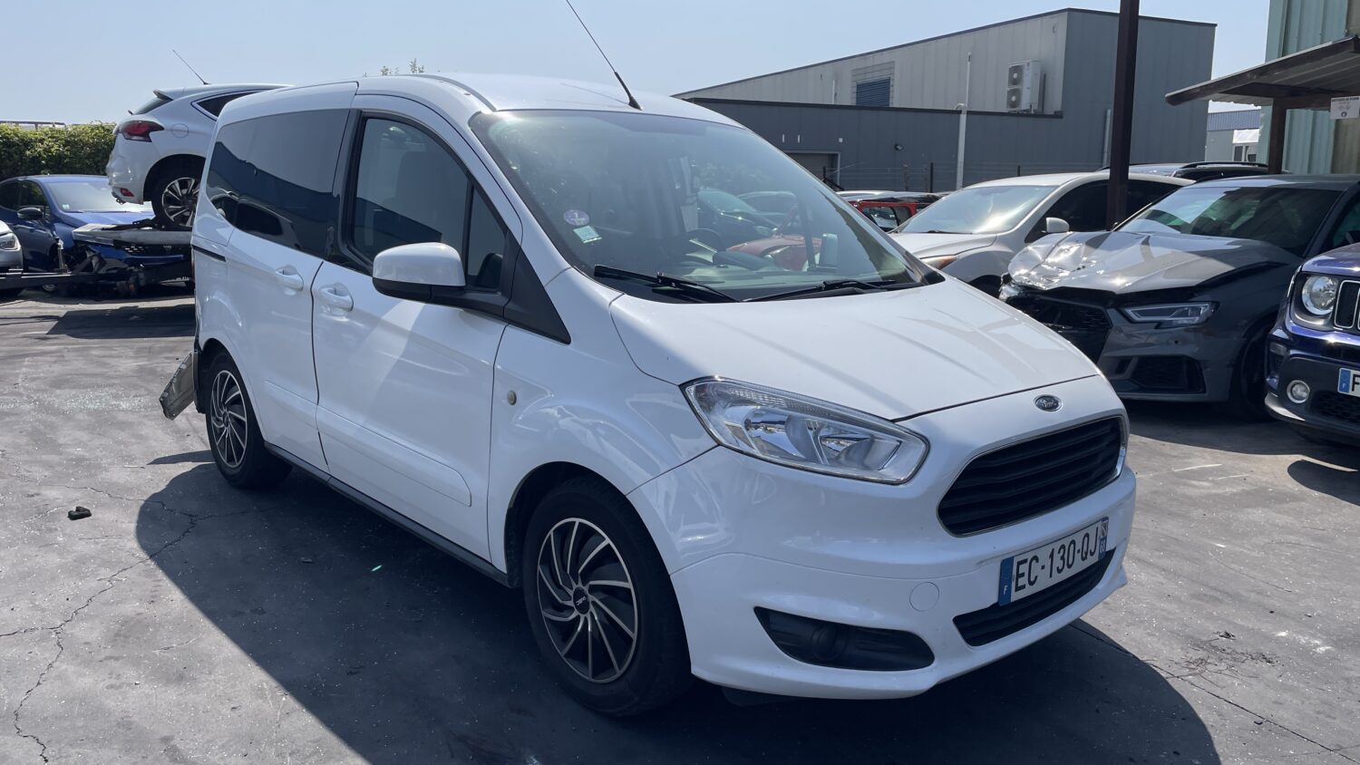 TOURNEO 1.0 ECBST 100