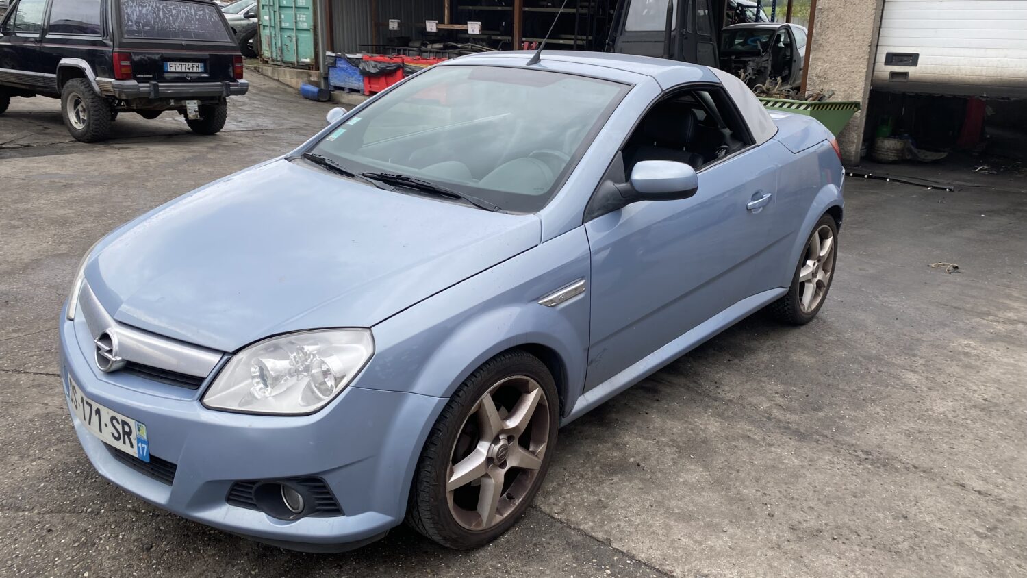 TIGRA 1.8i 125