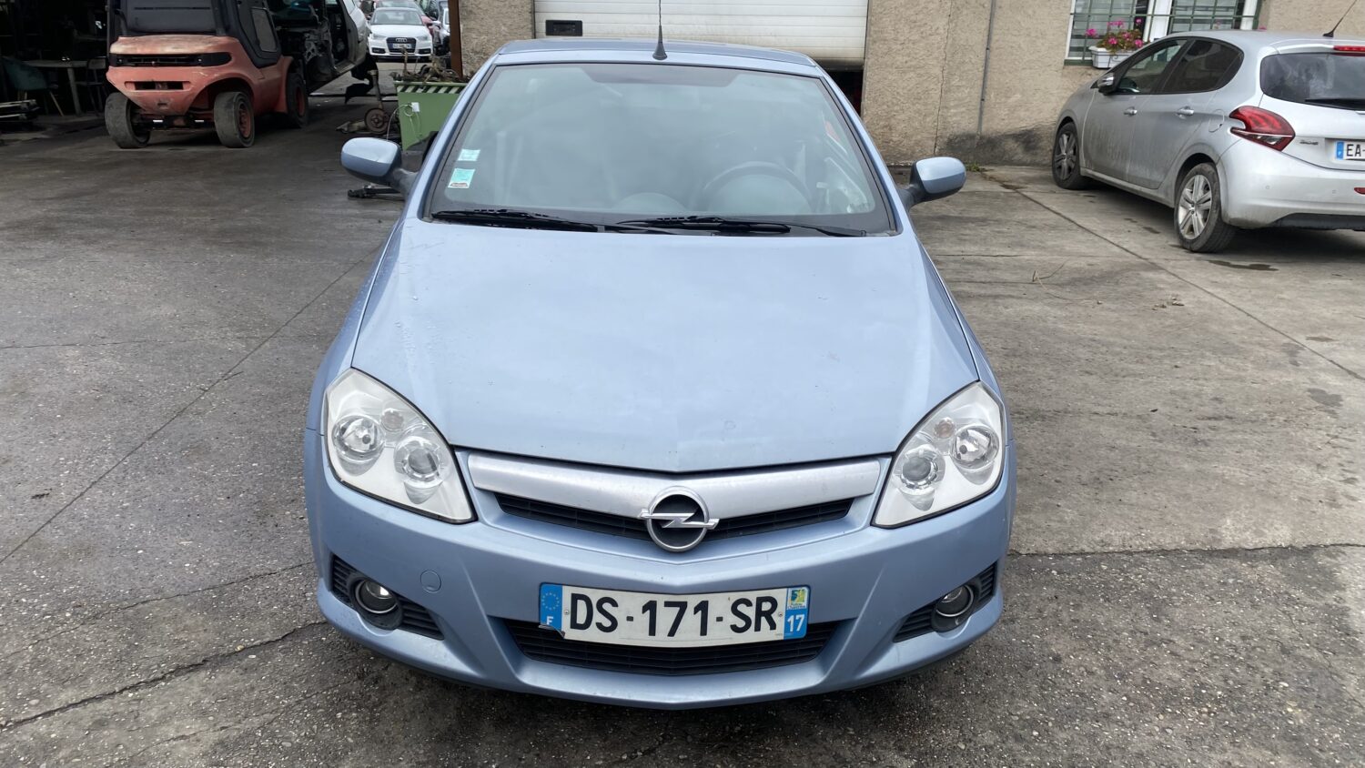 TIGRA 1.8i 125