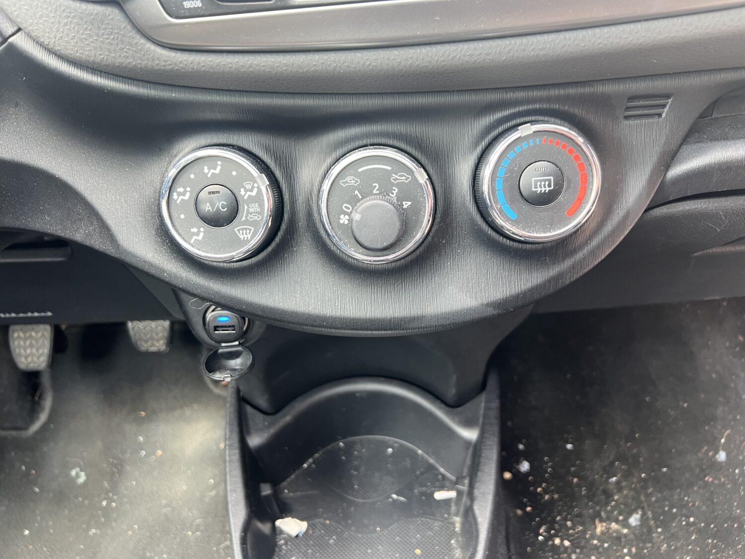 YARIS 3 1.4 D4D 90.