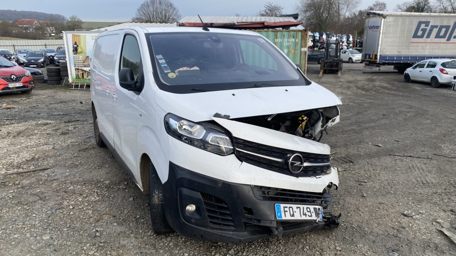 VIVARO 2.0 BHDI 180