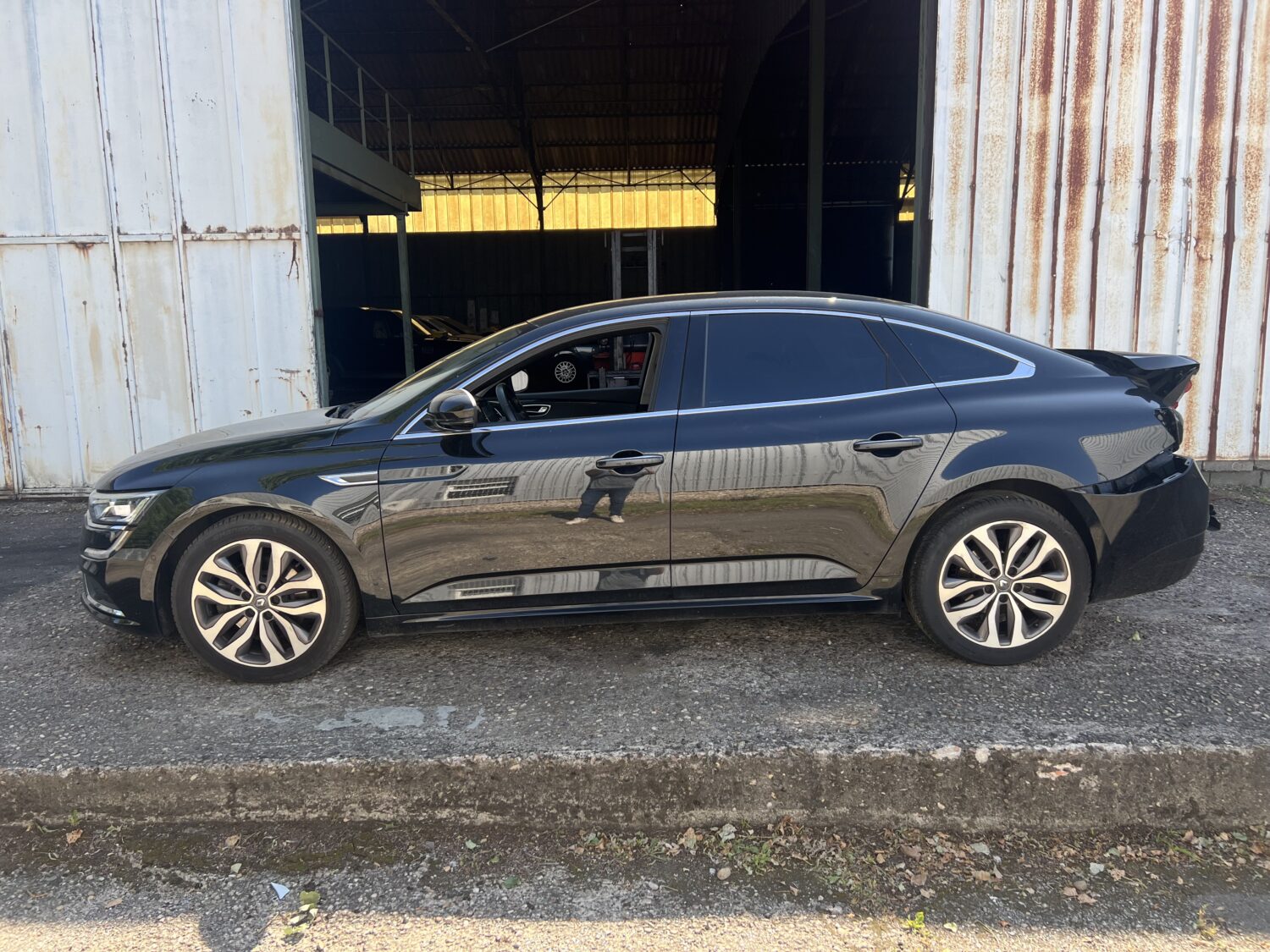 TALISMAN 1.6 TCE HYBRID.