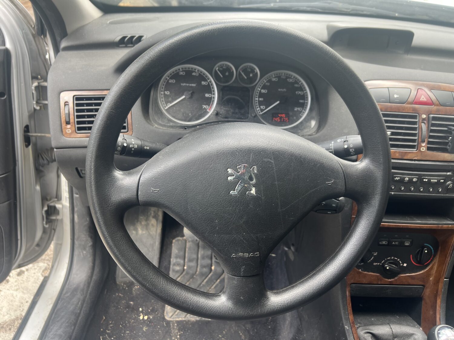 307 1.6 i 16V 110.
