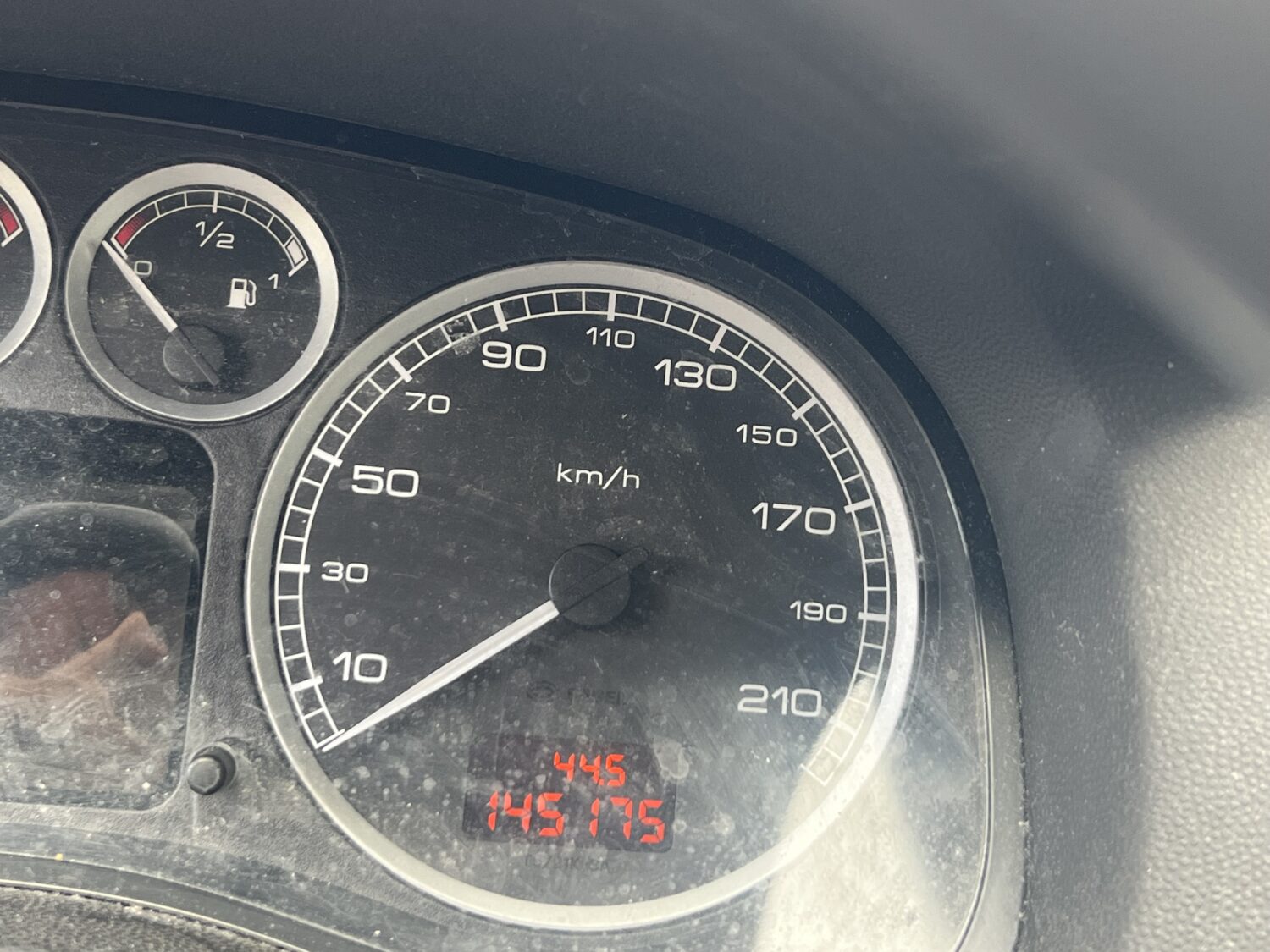 307 1.6 i 16V 110.
