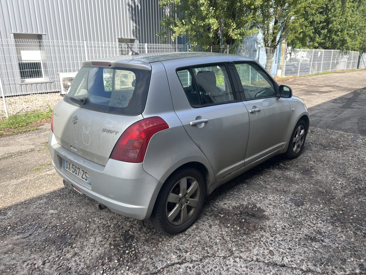 SWIFT 3 1.3 i 16V 90.