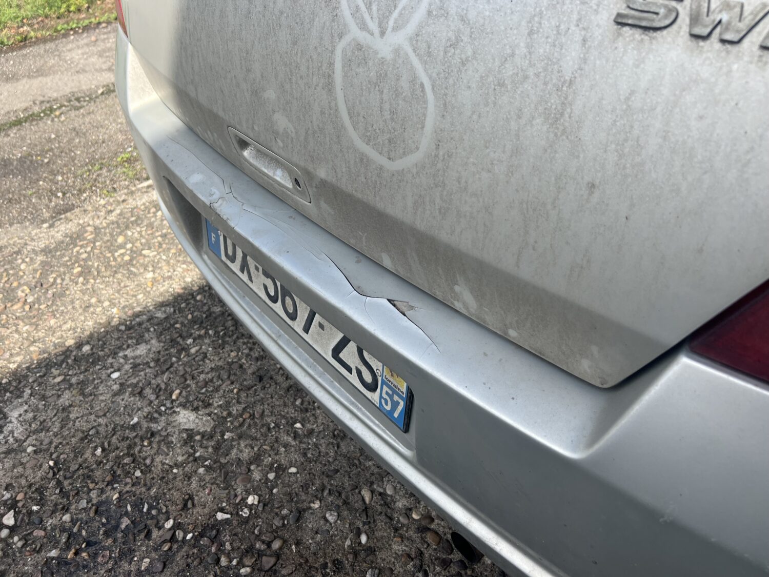 SWIFT 3 1.3 i 16V 90.