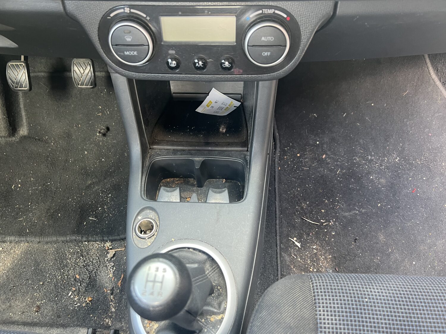 SWIFT 3 1.3 i 16V 90.