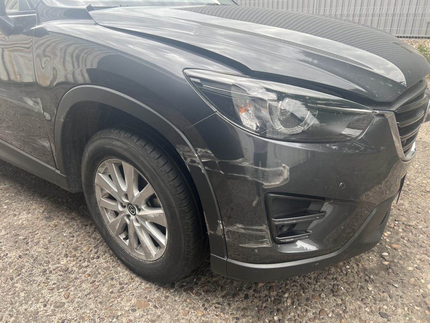 CX 5 2.1 i 16V 165.