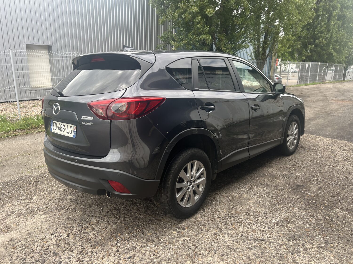 CX 5 2.1 i 16V 165.