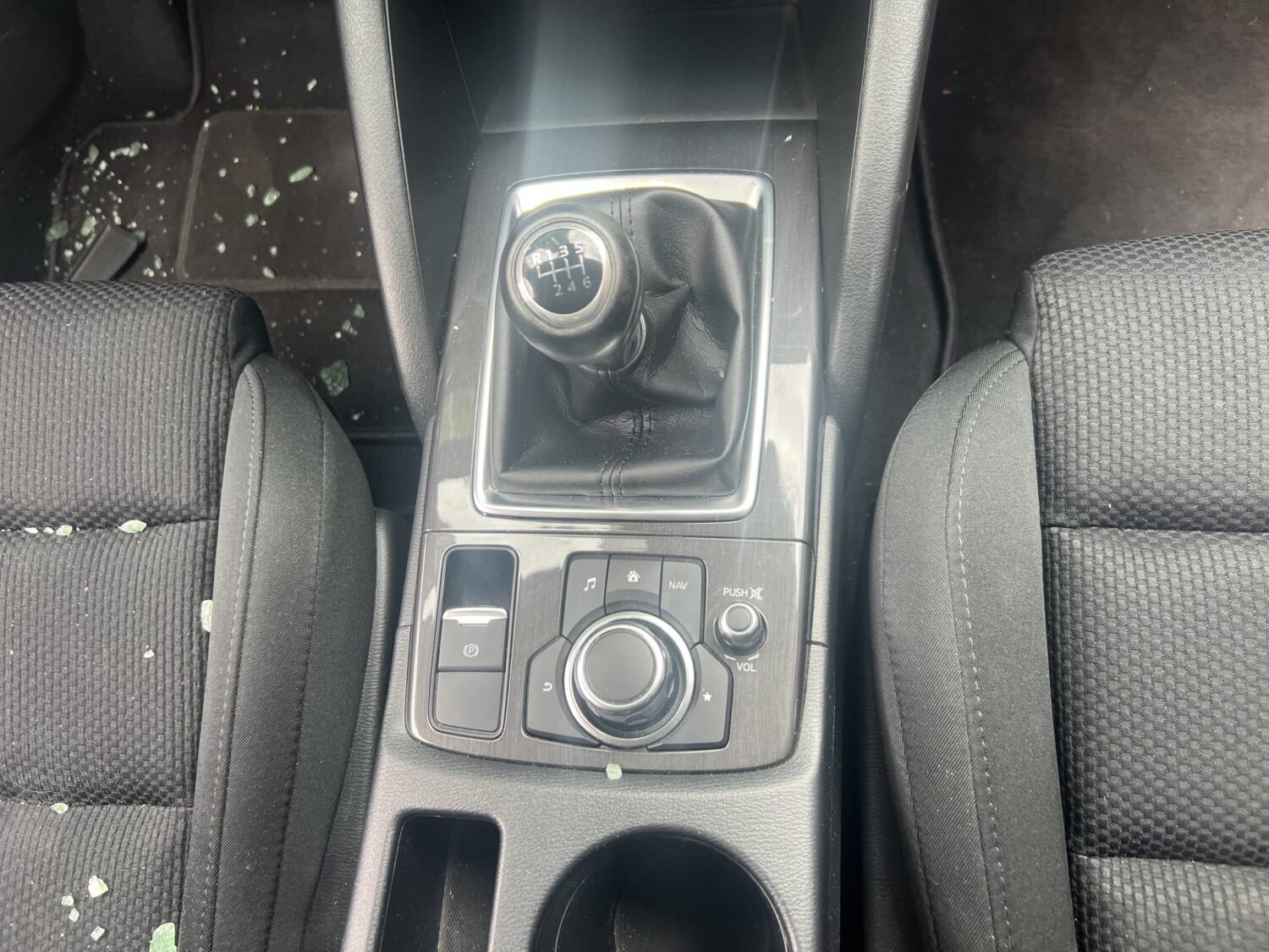 CX 5 2.1 i 16V 165.