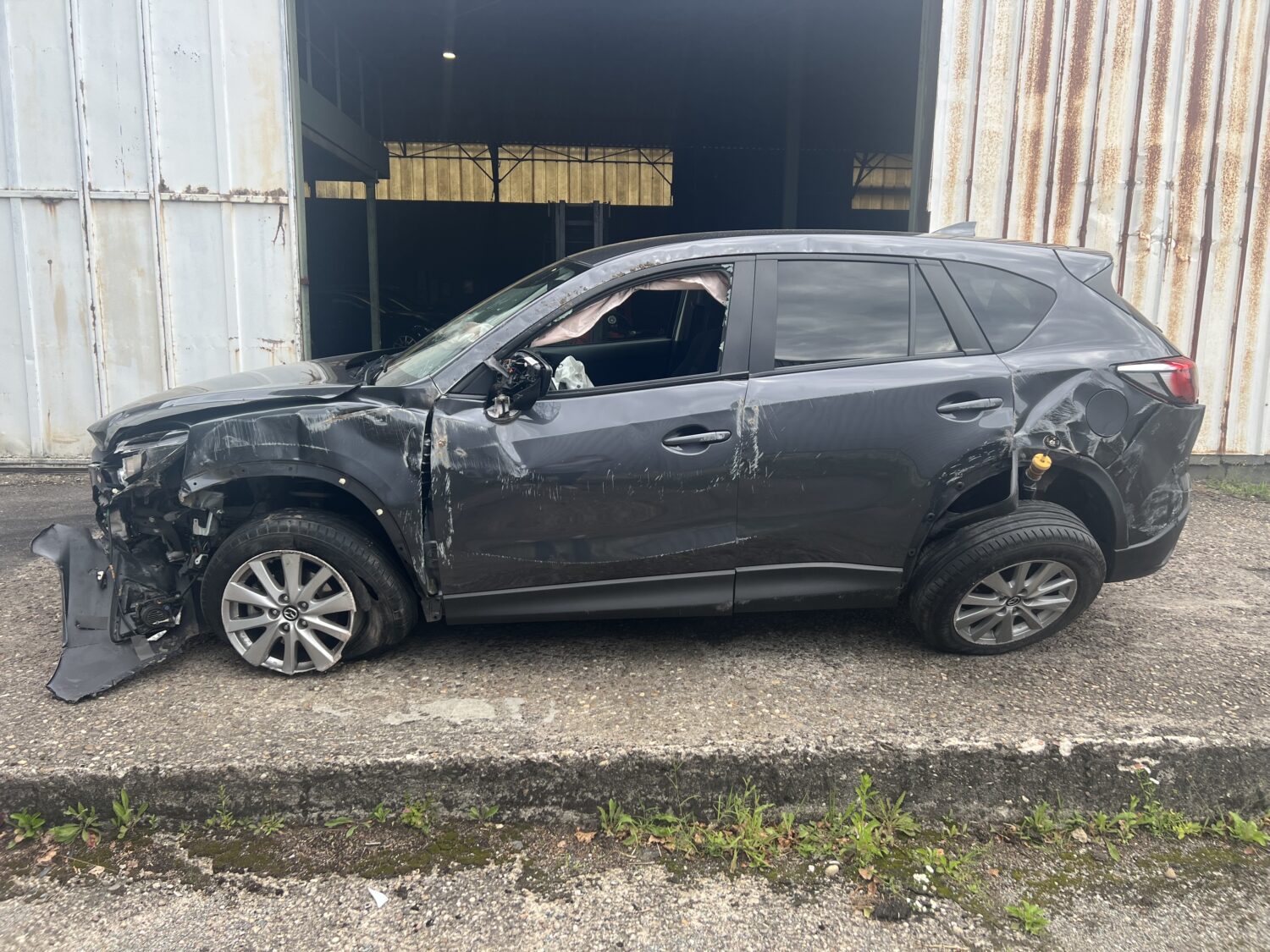 CX 5 2.1 i 16V 165.