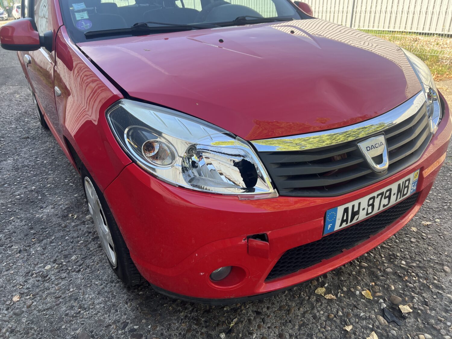 SANDERO 1.4 i / GPL 75.