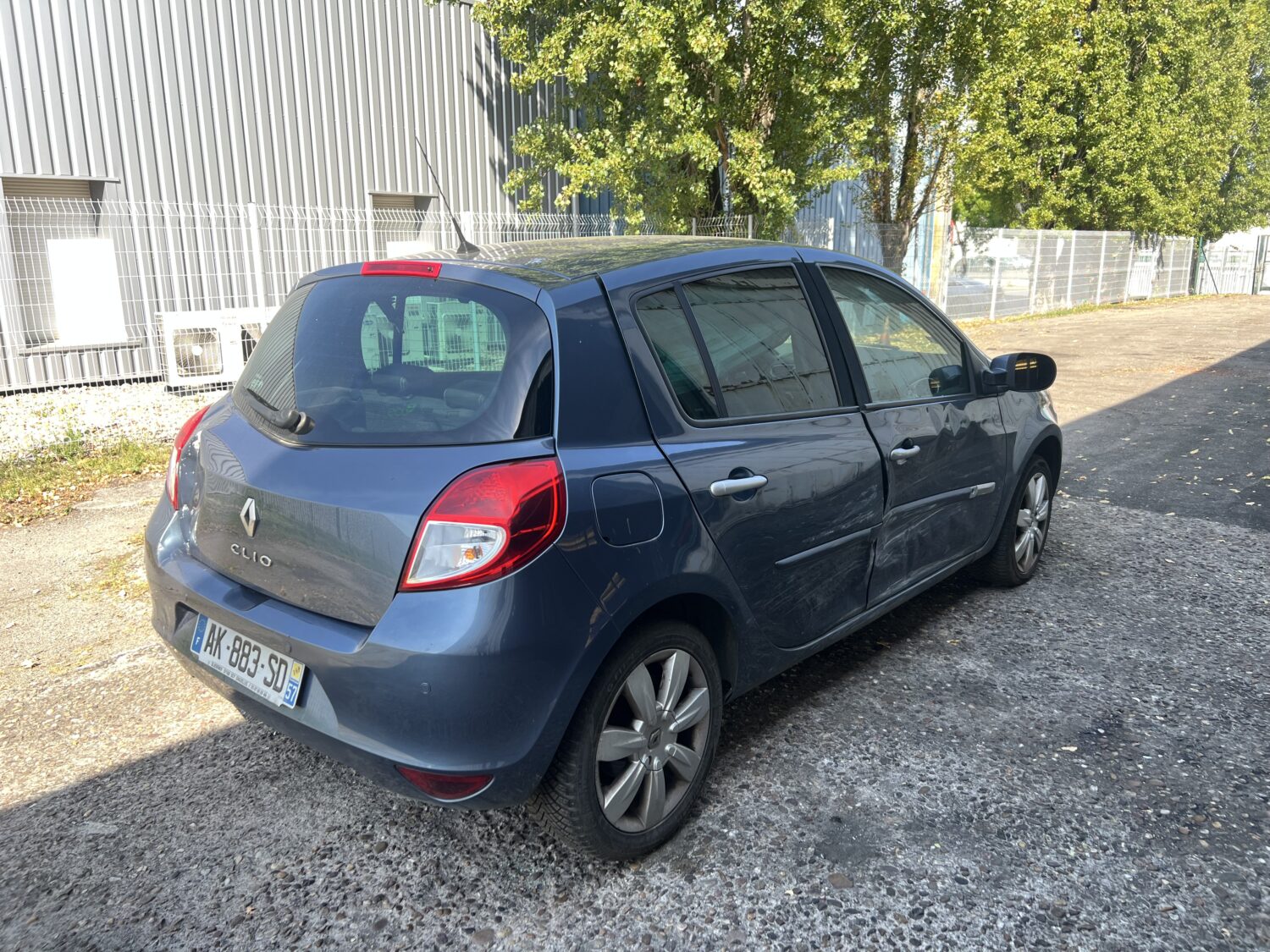 CLIO 3  1.5 DCI 105.