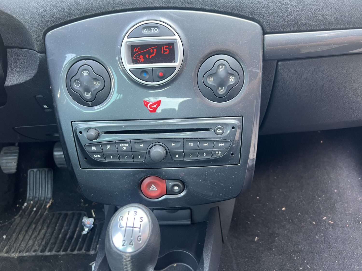 CLIO 3  1.5 DCI 105.