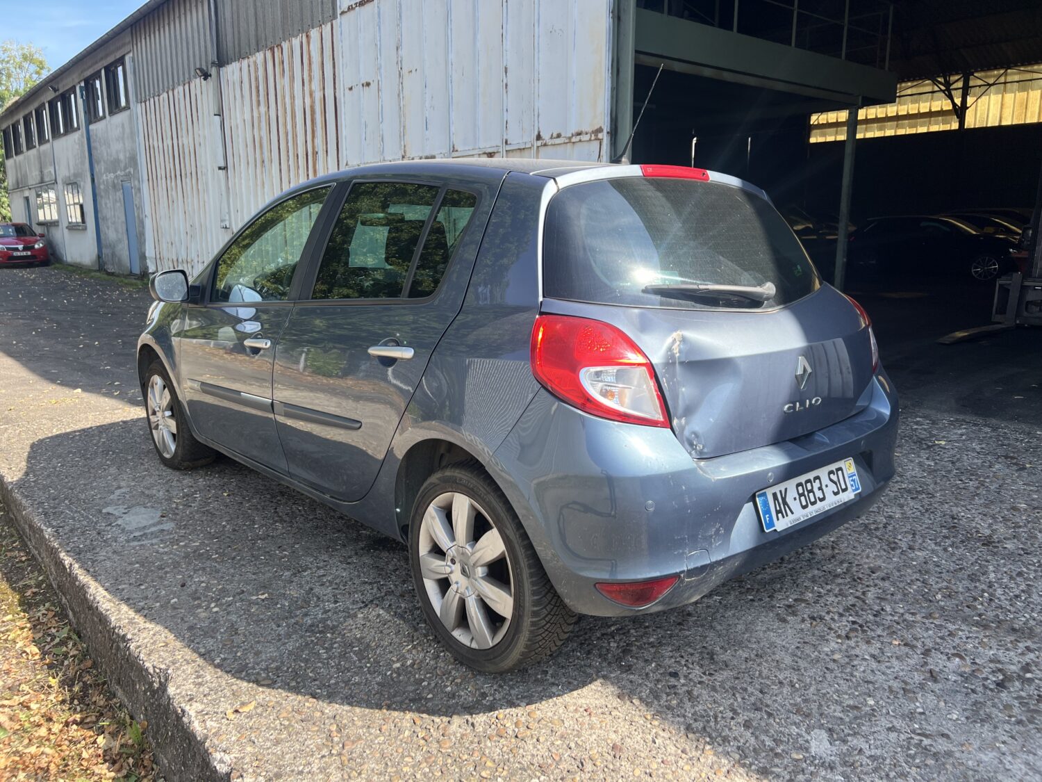 CLIO 3  1.5 DCI 105.