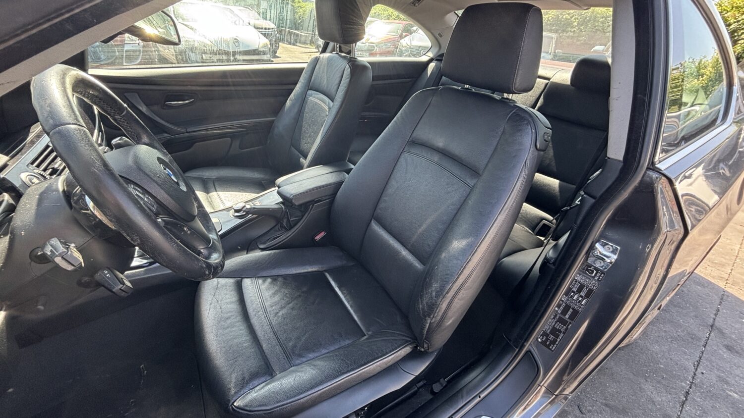 E92 330d 3.0 211