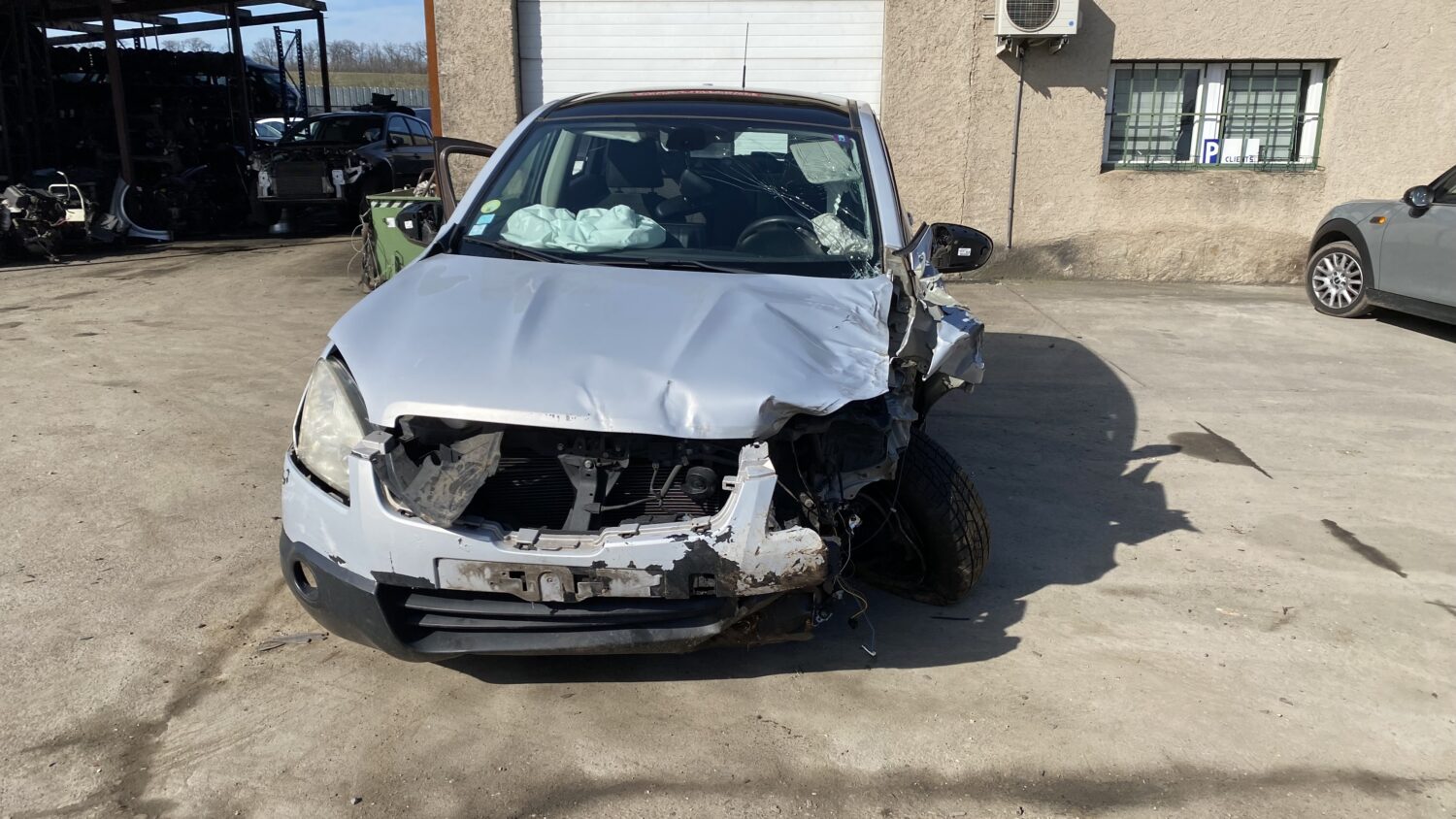 QASHQAI 2.0i 140