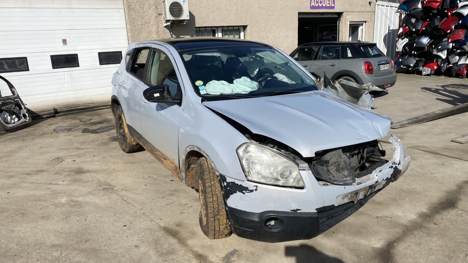 QASHQAI 2.0i 140