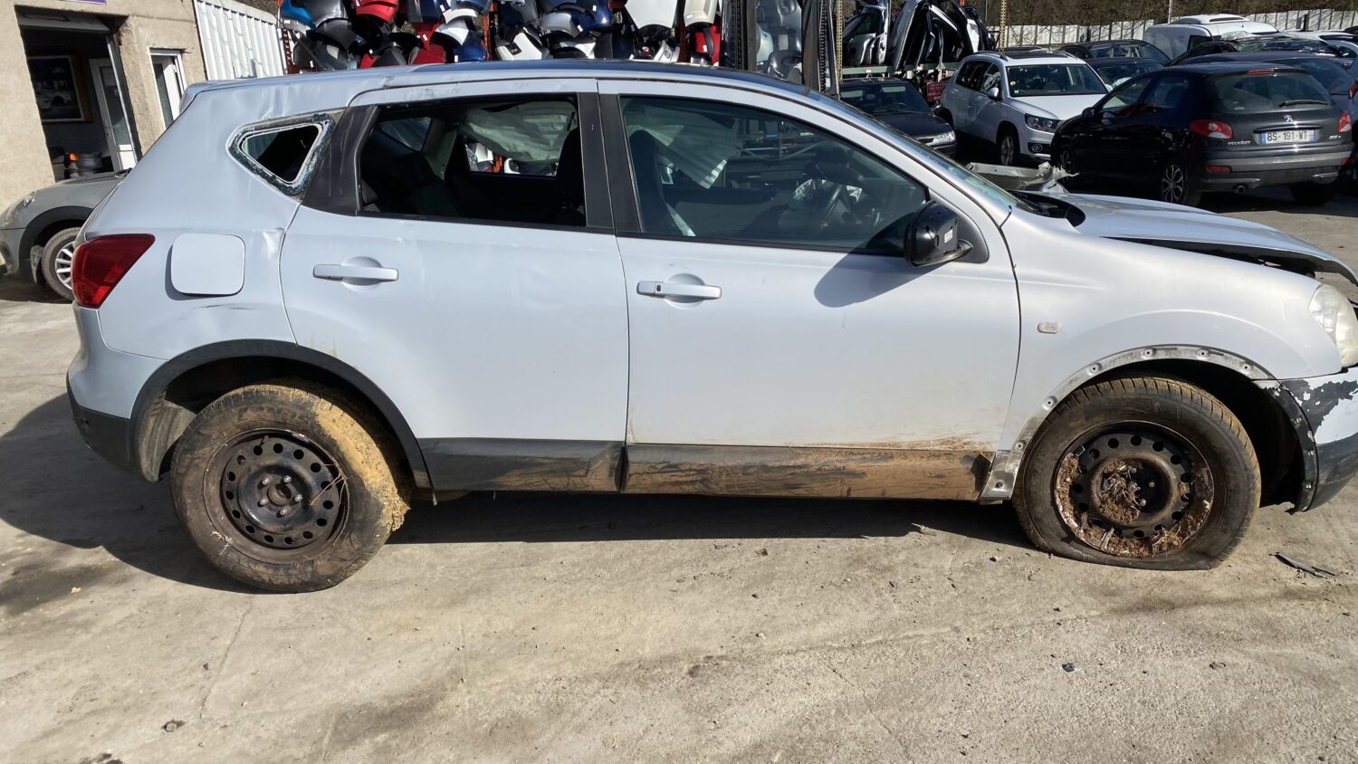 QASHQAI 2.0i 140
