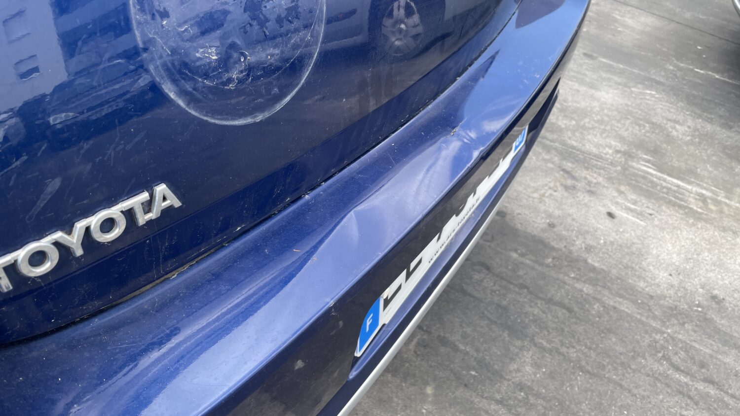 AURIS 1.8 HYBRID 100