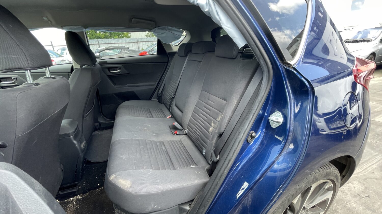 AURIS 1.8 HYBRID 100