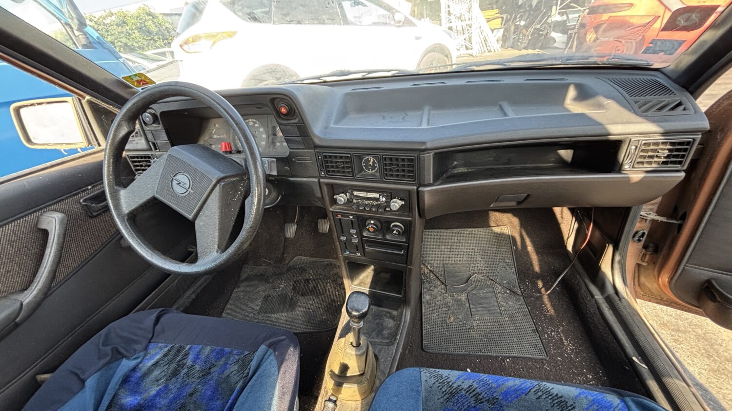 KADETT 1.3 S 75